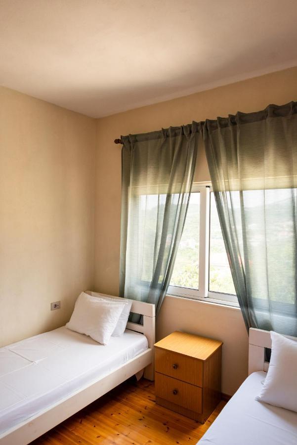 Janakis Apartments Himarë Exteriér fotografie